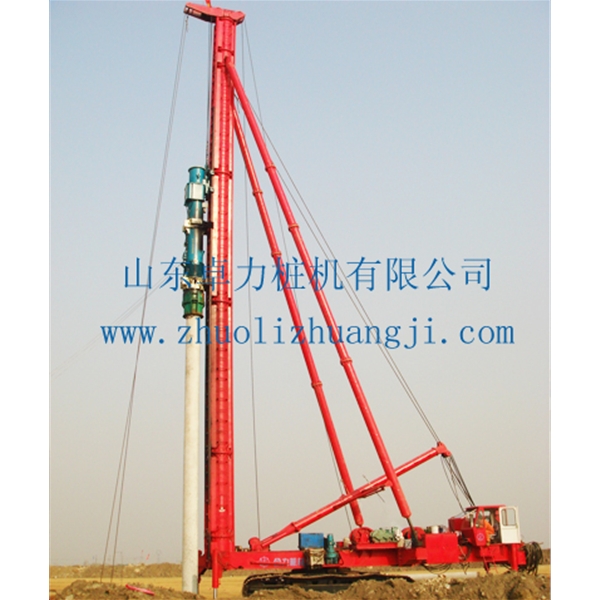 營(yíng)口鋼廠筒式柴油錘施工現(xiàn)場(chǎng)