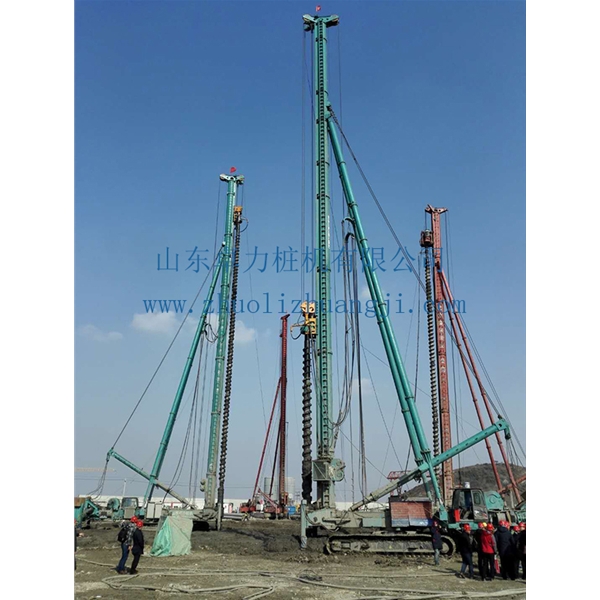 卓力全液壓打樁機浙江魚山島施工現(xiàn)場