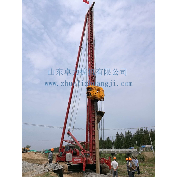 徐州沉管碎石樁施工現(xiàn)場